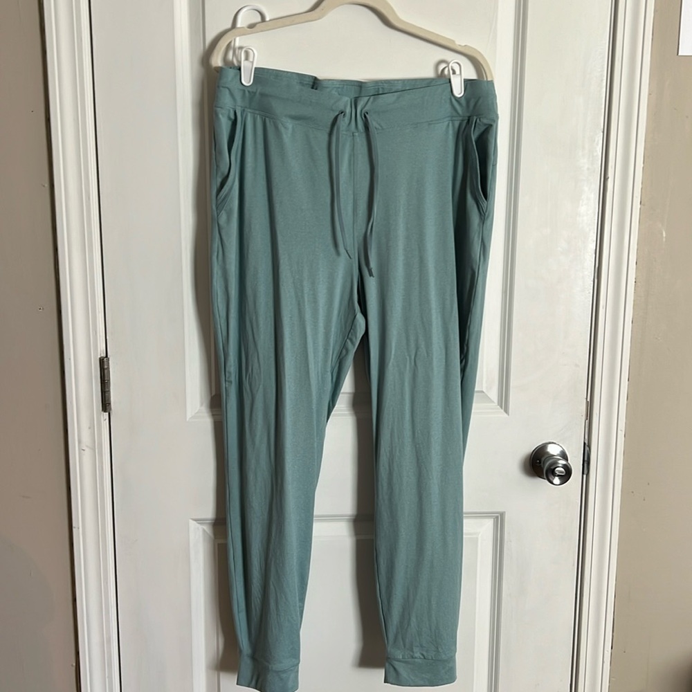 Light blue very soft Columbia pfg pants